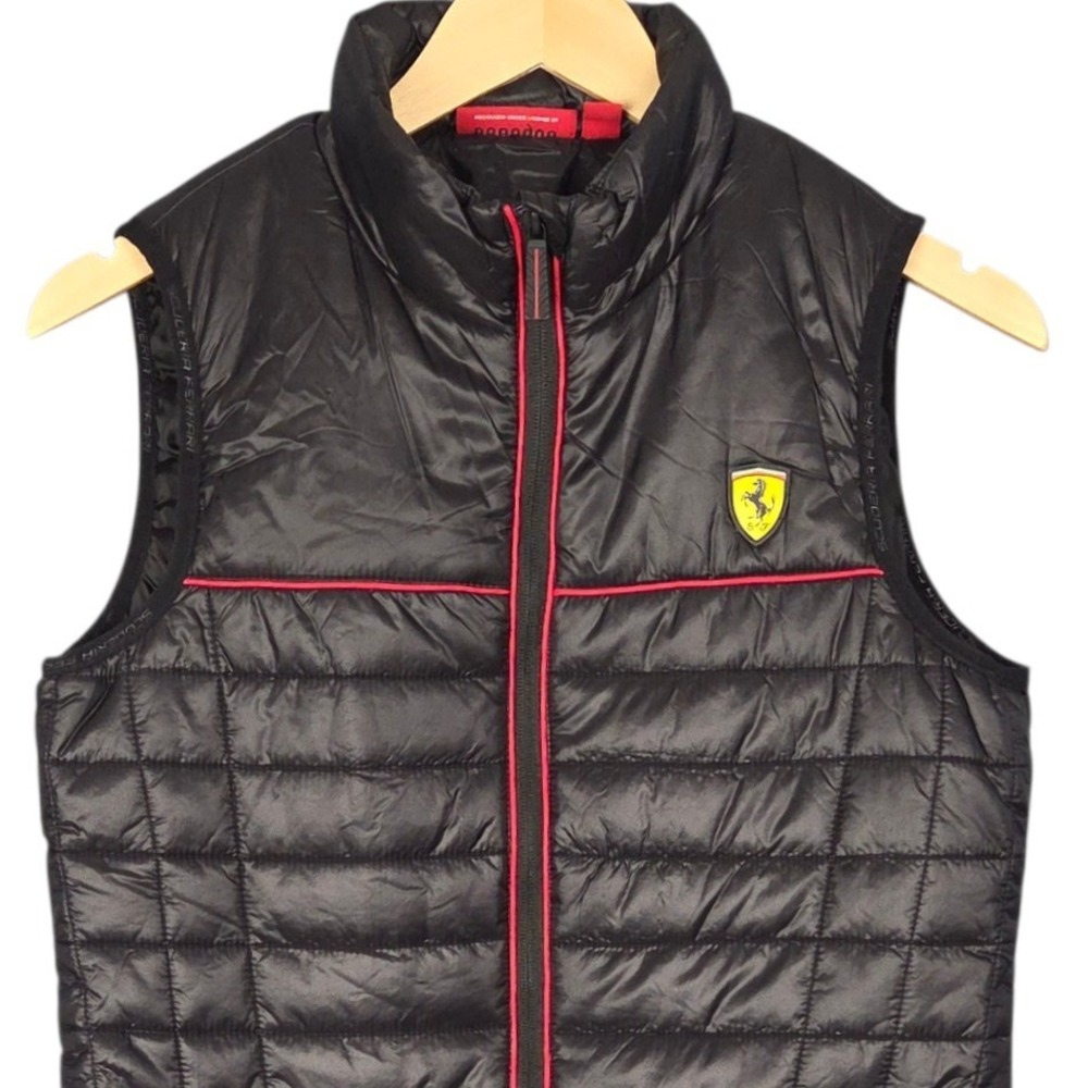Scuderia Ferrari Puffer Vest Mens Medium Black Racing Quilted Sleeveless Jacket